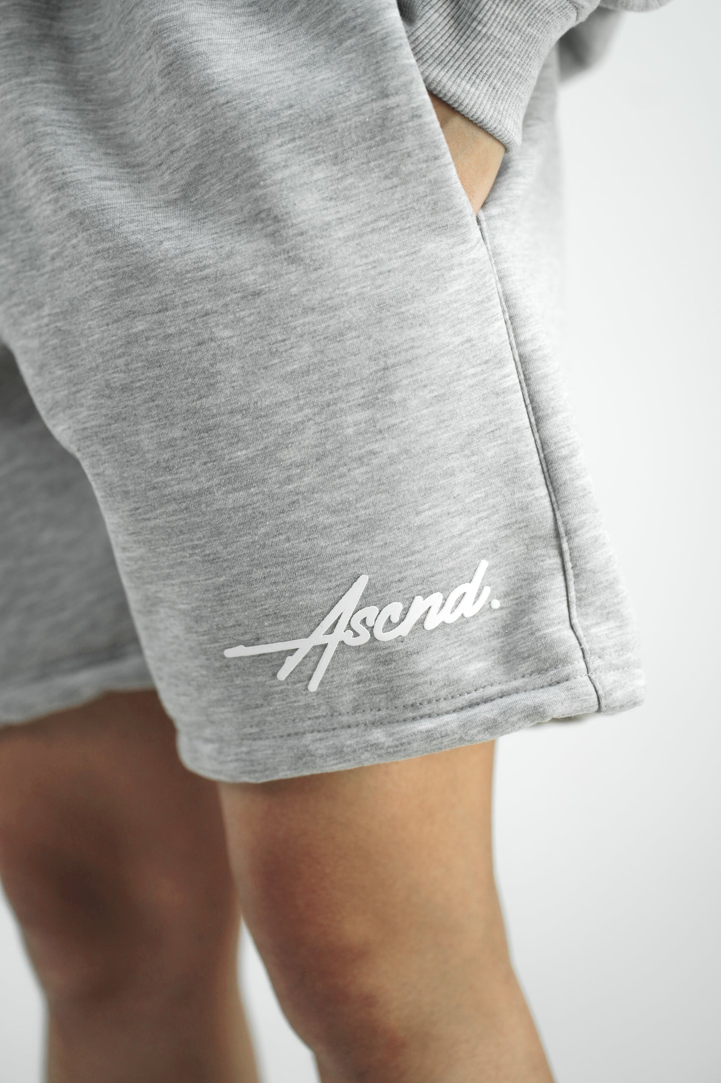 Neo Gen Sweat Short - Gray