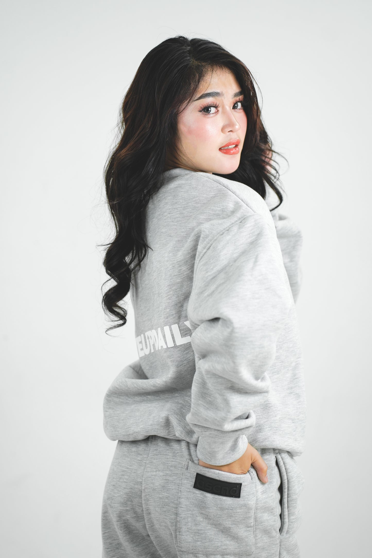 Neo Gen Sweat Short - Gray