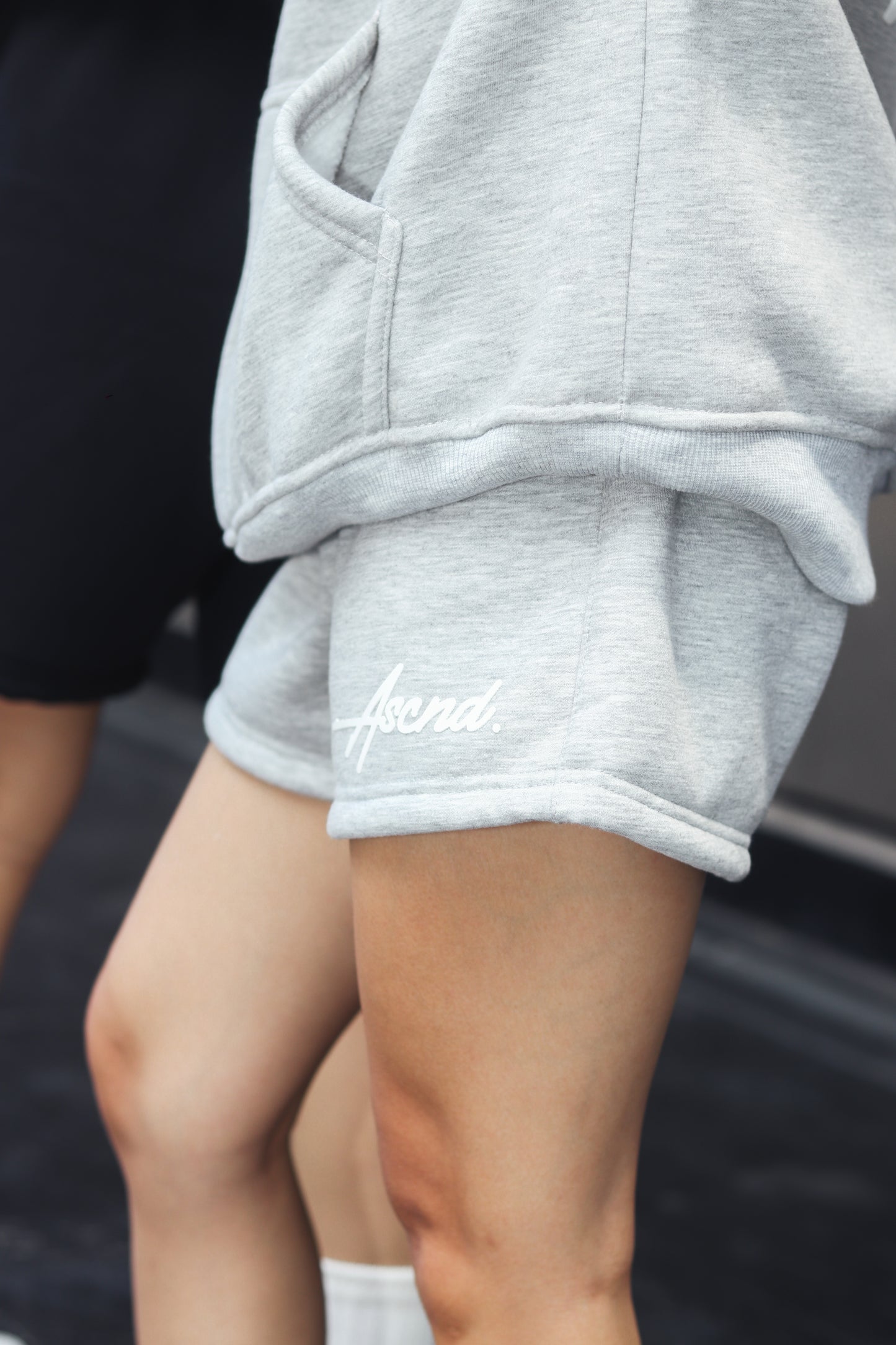 Neo Gen Sweat Short (for her) - Gray