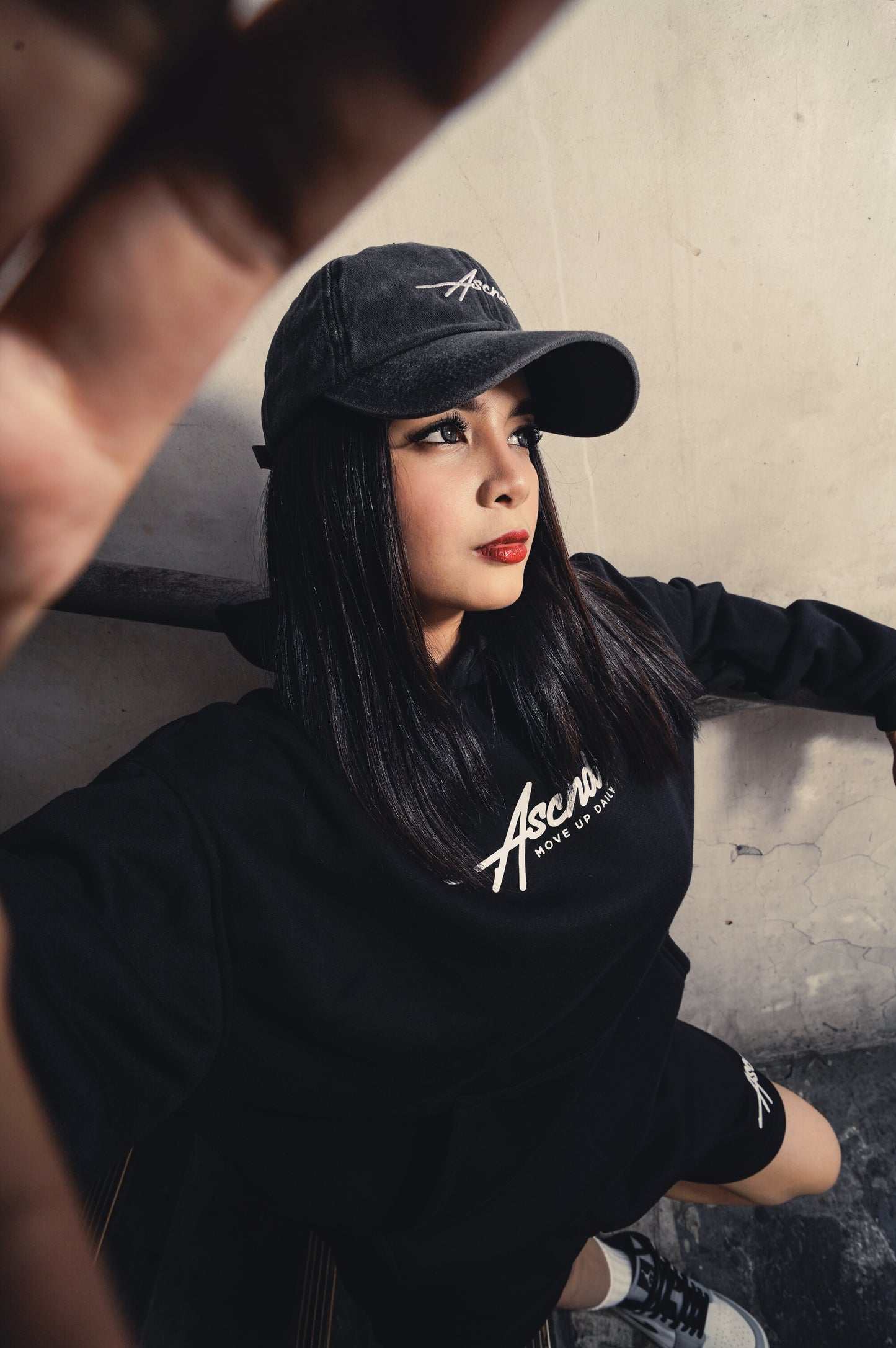 Neo Gen Boxy Hoodie - Black
