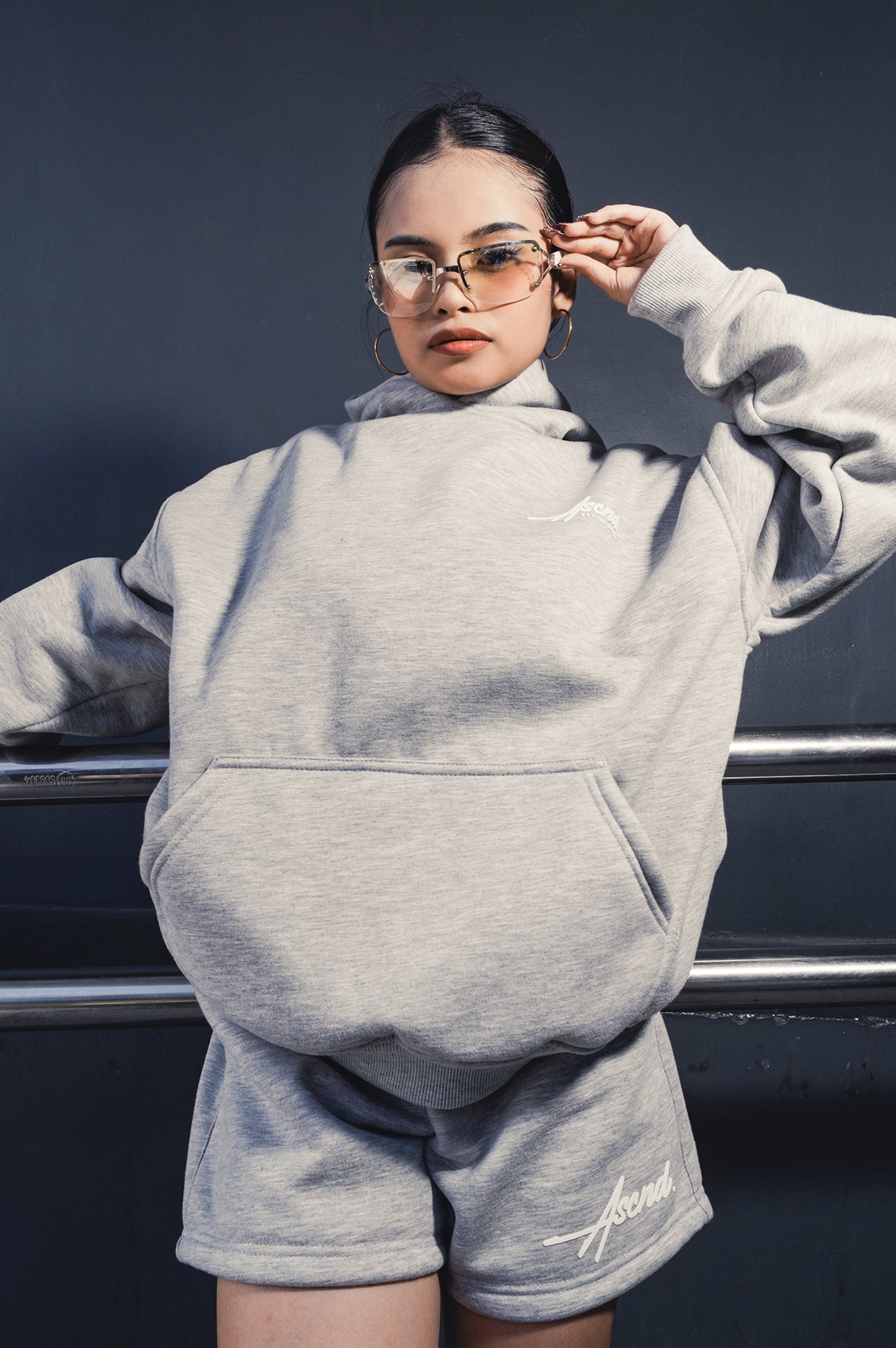 Neo Gen Sweat Short (for her) - Gray
