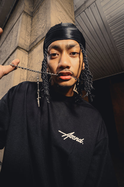 Move up Daily Graphic Tee - Black